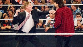 Episode 3 Laurinaitis snaps!