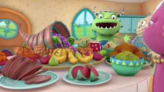 Episode 21 Huggsgiving Day/All That Pizazz