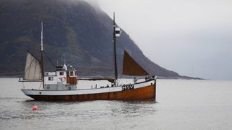 Episode 6 Smugglers and Pirates