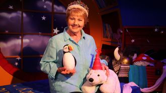 Episode 700 Annette Badland - Not My Hats