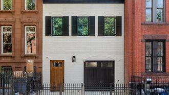 Episode 6 Carriage House