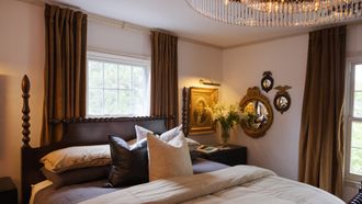 Episode 8 Colonial Revival