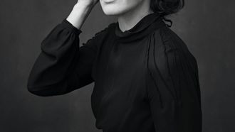 Episode 5 Jennifer Beals