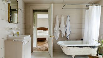 Episode 4 Catskills Country House