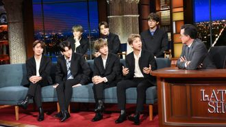 Episode 148 Pod Save America/BTS