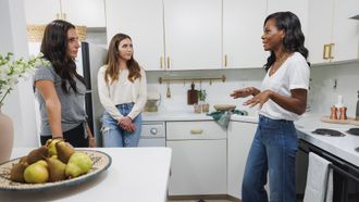 Episode 8 Roomie Redo on the Waterfront