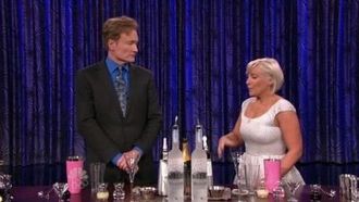 Episode 126 John Krasinski, Claire Smith, Robin Thicke