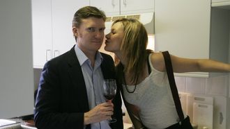 Episode 4 Romance, Criticism, Betrayal