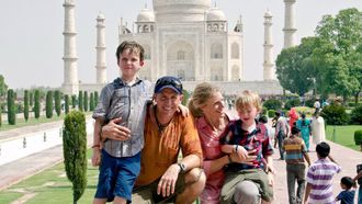 Episode 6 Leg 6: Sailing the Ganges, Lassis and Burning Ghats
