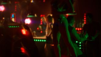 Episode 9 Scores Strip Club: Girls & Gambinos