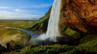 Episode 2 Iceland: The Wedding Crash
