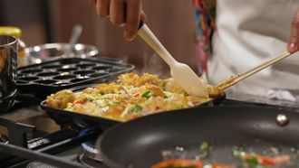 Episode 3 Late Night Snack Immunity Challenge