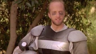 Episode 6 Paperboy 2000