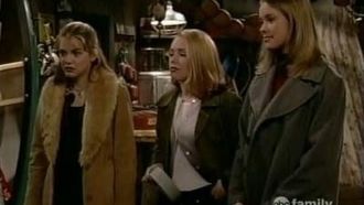 Episode 15 First Girlfriends Club