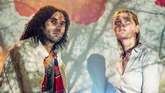 Episode 69 Lisa wordt overvallen en gered door een onbekende