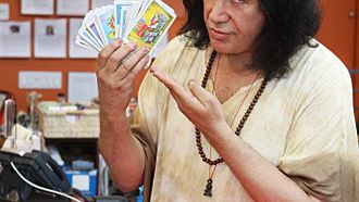 Episode 2 Gene Simmons, Paris Hilton, Julie Chen, Tony Hawk, Snoop Dogg, Rachael Ray