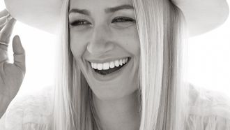Episode 7 Beth Behrs