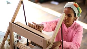 Episode 3 Weaving