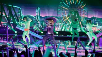 Episode 16 A Day In the Mask: The Semi Finals