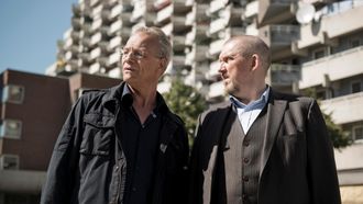 Episode 9 Kartenhaus