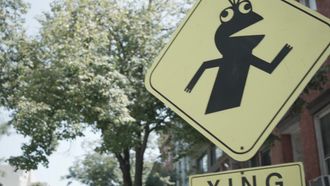 Episode 1 Gangs of Puppet Town/Welcome to Puppet Town