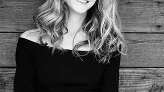 Episode 29 Holly Hunter
