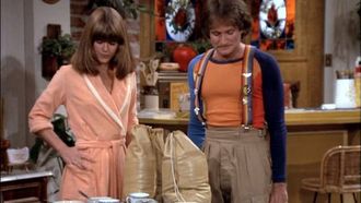 Episode 3 Mork Moves In