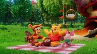 Episode 4 Piglet, Tigger and the Cardboard Box