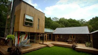 Episode 1 The Tree House, Isle of Wight