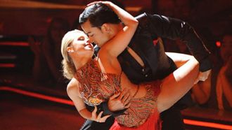 Episode 8 The Top 18 Perform