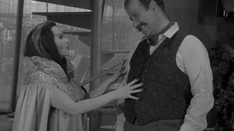 Episode 33 Lily Munster, Girl Model