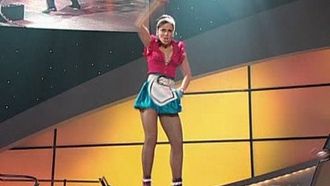 Episode 11 Top 14 Perform