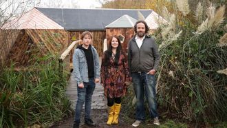 Episode 6 Lynn and Mick's Romany Caravan