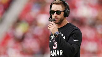 Episode 9 In Season with the Arizona Cardinals #8