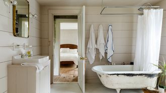Episode 4 Catskills Country House