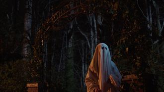 Episode 3 All Hallows Eve / The Man in the Suitcase