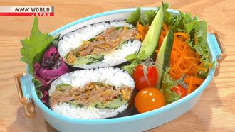 Episode 6 Caramelized Beef (Shigure-ni) Bento & Beef Onigirazu Bento