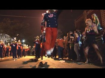THE WHOLE GRITTY CITY documentary trailer