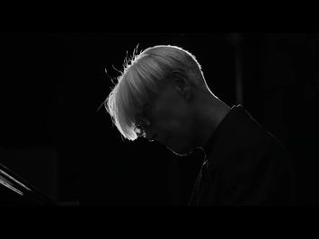 Official US Trailer