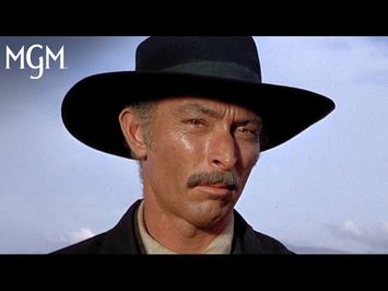 Mortimer Arrives in Town