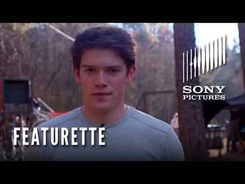The 5th Wave Featurette: Meet Flinstone