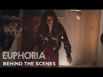rotating room scene breakdown - behind the scenes of season 1 episode 1