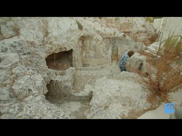 Cold Open | Secrets of the Lost Ark